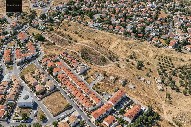 OPORTUNIDAD: SOLAR RESIDENCIAL EN EL CINTURÓN METROPOLITANO DE GRANADA, EN OTURA — 7