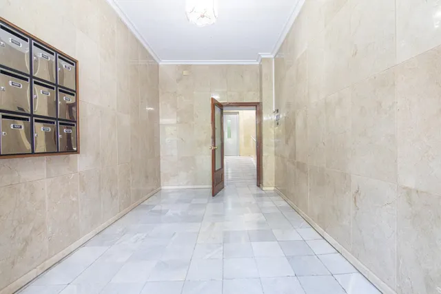 Te presentamos tu nueva casa en el centro: ascensor, 3 habitaciones (con posibilidad de 4), 2 baños, trastero.... y excelentes calidades!!!! — 29