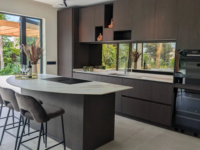 Elegancia arquitectónica en La Granadella, Jávea — 3