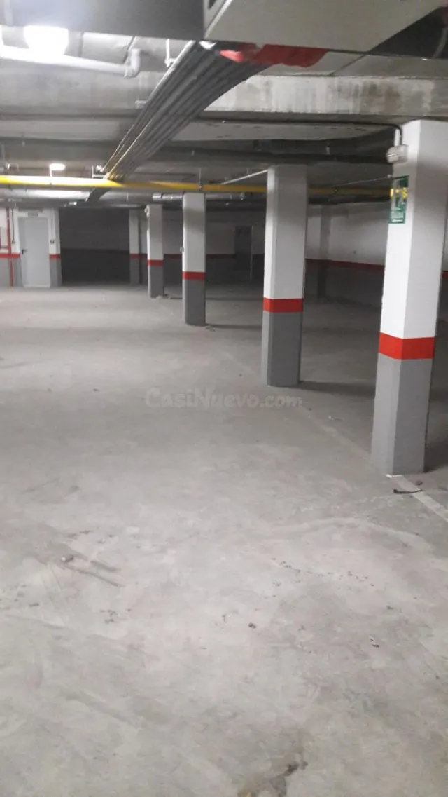 DISPONIBLE ALQUILER EN PALENCIA PLAZAS DE GARAJE EN CAMINO D - foto 3