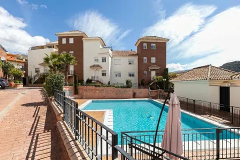 Casa-Chalet en Venta en Granada Granada CARRETERA SIERRA - ACCESO NUEVO ALHAMBRA