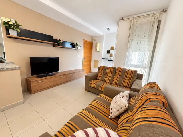Vivienda con garaje y trastero en pleno centro de san vicente del raspeig — 7