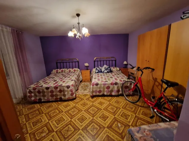 SE VENDE CASA EN MORILA DE LOS OTEROS, PARCELA CON 553 M2, PARA ENTRAR A VIVIR. — 10