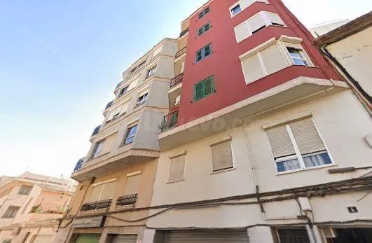 SE VENDE piso OKUPADO en Calle Sureda Nº 6 Palma de Mallorca
