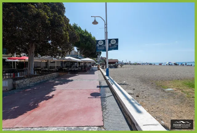 ¡¡¡MAGNÍFICA CASA EN PLANTA BAJA EN EL PASEO MARÍTIMO DEL PALO!!! — 3
