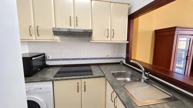 Piso en primera planta en la zona la soledad — 4