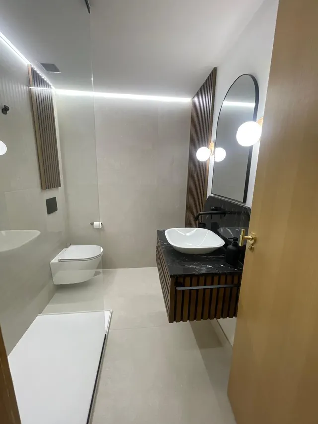 Piso de Lujo TOTALMENTE REFORMADO en Alquiler | Centro - Figares, Granada Referencia: DLR00282 — 17