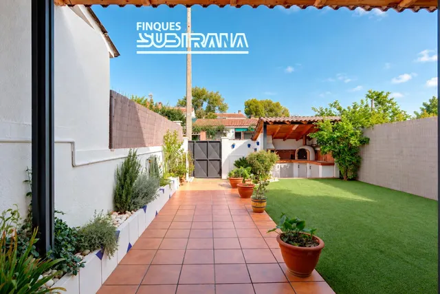 Xalet unifamiliar lluminós amb jardí, barbacoa i àmplies golfes a Esparreguera — 11