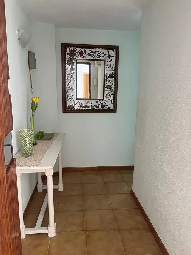 APARTAMENTO EN PRIMERA LÍNEA DE PLAYA EN BENIDORM CON TERRAZA Y PARKING — 8