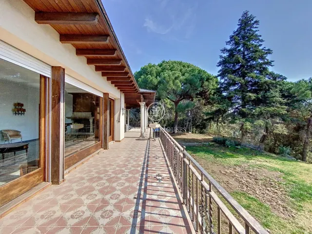 Preciosa casa estilo inglés situada en l’Ametlla del Vallès — 16