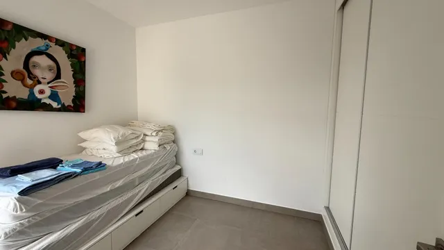 CHALET SEMINUEVO CON VISTAS AL MAR, PISCINA PRIVADA Y COCINA DE VERANO – LA TORRE DE LA HORADADA — 30