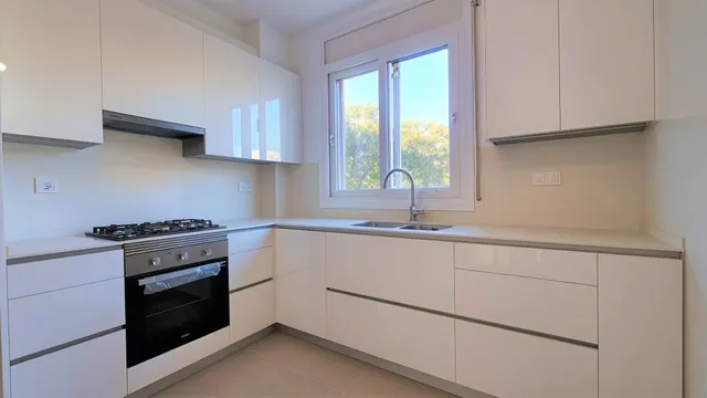 EXCLUSIVO DÚPLEX EN UN OASIS EN REUS — 12