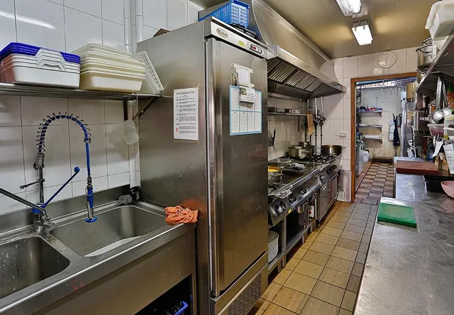 RESTAURANTE Y CASA RURAL EN VENTA O TRASPASO, LA SANTA ESPIN - foto 2