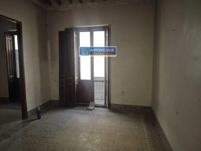 CASA CÉNTRICA EN NOVELDA PARA REFORMAR — 13