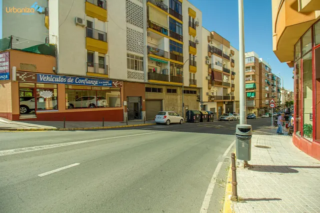 LOCAL SAN FERNANDO BADAJOZ — 6