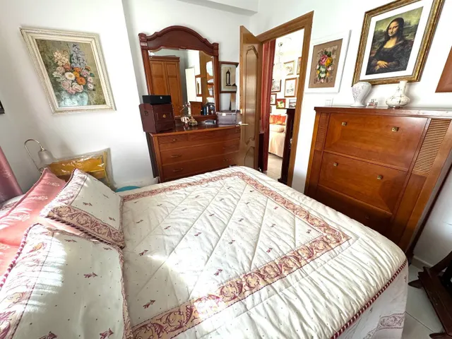 Amplia Vivienda de 4 habitaciones — 7