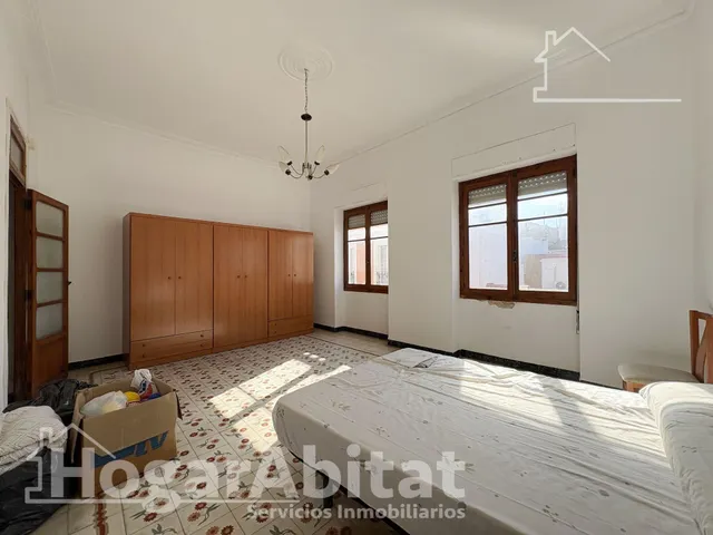 ¡Vistas a las montañas! Casa amplia y luminosa para reformar con patio y gran terraza — 20