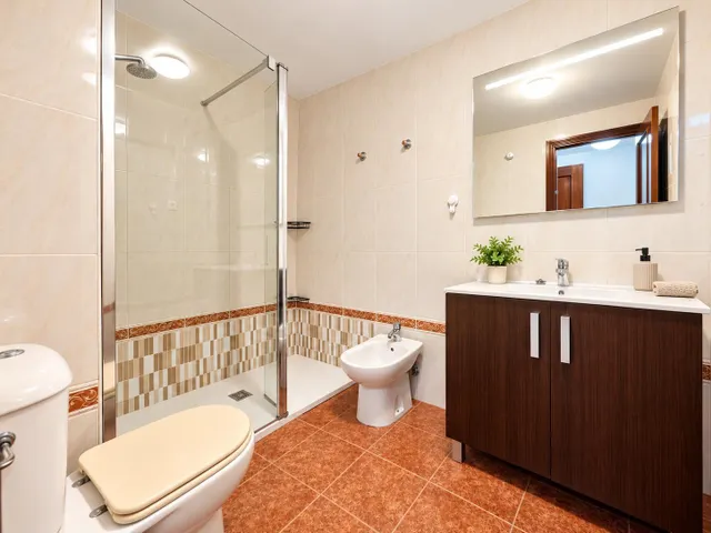 ¡estudia y disfruta de tu nuevo hogar! habitaciones frente a la universidad europea — 16