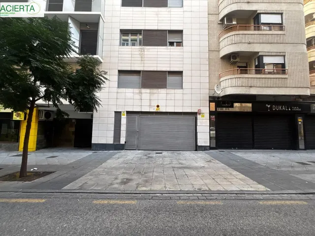 Plaza de aparcamiento en alquiler · camino de ronda, Granada — 7