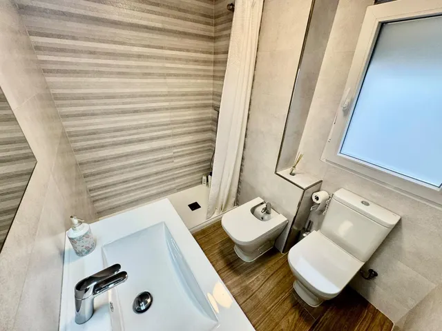 Fuengirola, Piso 3 Dormitorios, Terraza, a Pasos de la Playa, Céntrico — 11