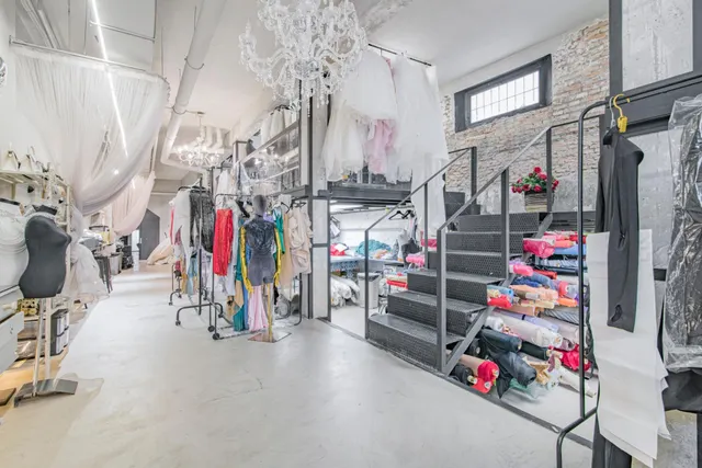 Se vende espectacular espacio comercial reformado en el corazón de Granada — 10