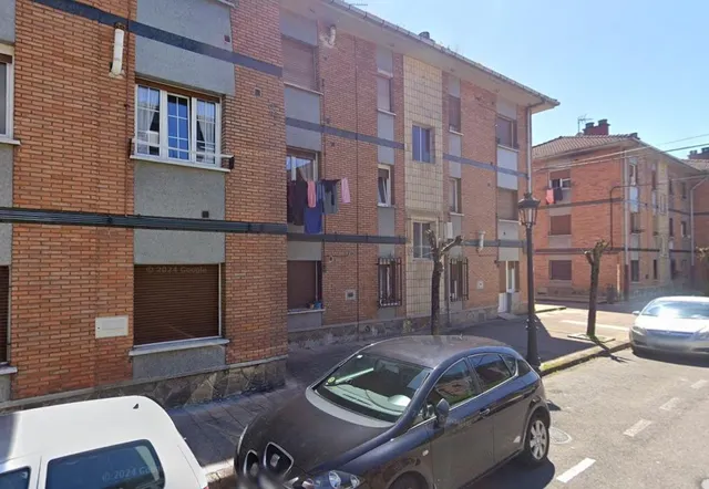 Venta de Piso en barrio Viviendas Proteg Tuilla Nº 11 Langreo (Asturias) — 3