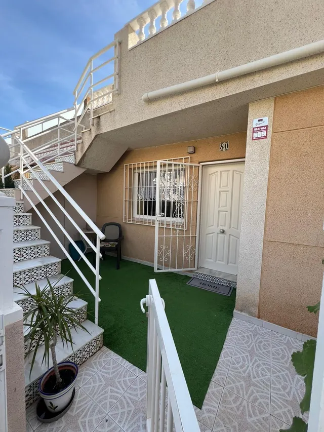 Precioso chalet en Los Altos en Torrevieja — 38