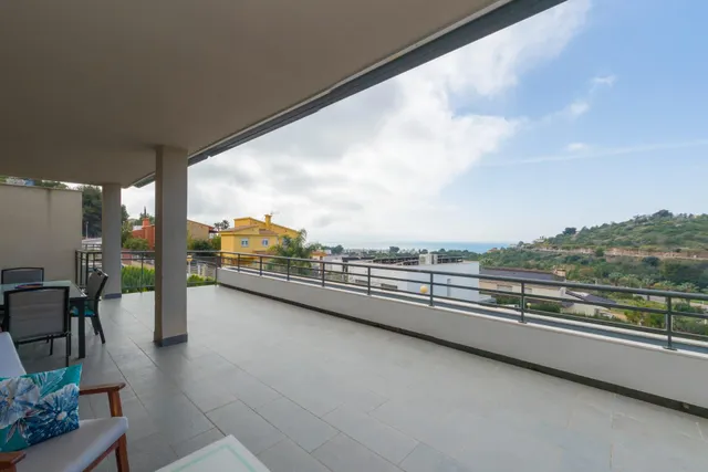 ALQUILER ANUAL : Magnífico apartamento en alquiler anual en Torre Bellver — 35