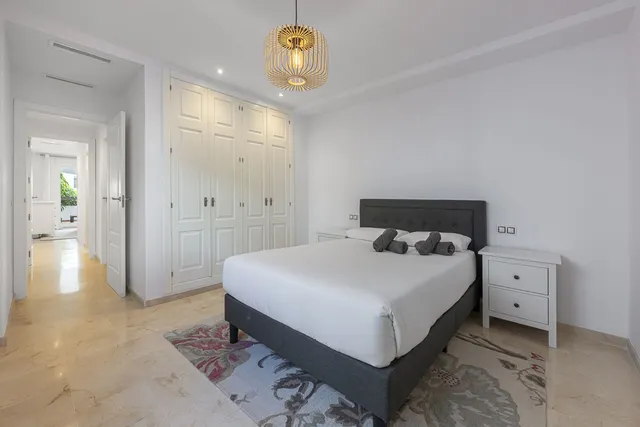 Planta baja 2 habitaciones 90m² en alquiler - Marbella — 12