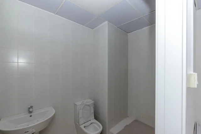 ✨ Local comercial en alquiler en Alminares – Granada — 8