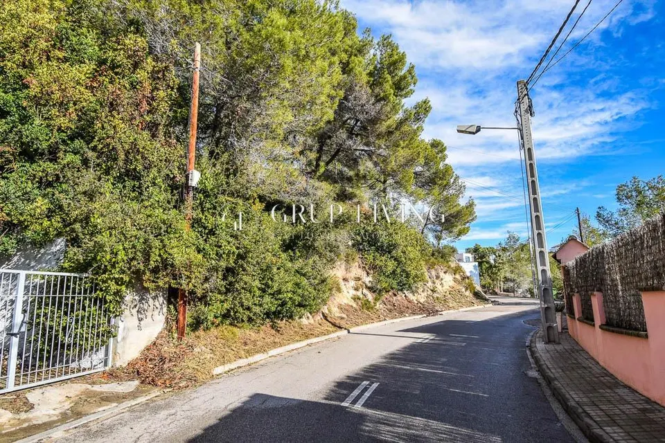 PARCELA EN CAN SURIÀ