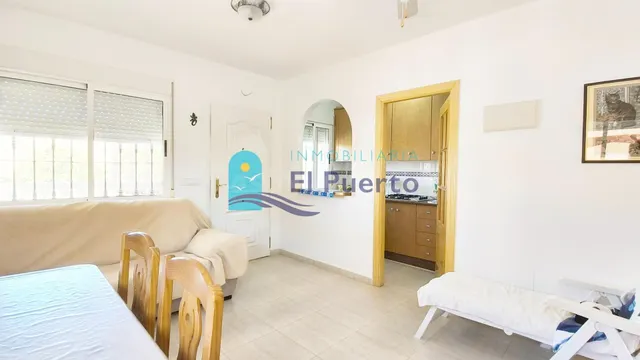 APARTAMENTO CON APARCAMIENTO EN PARCELA EN EL ALAMILLO – REF - foto 4