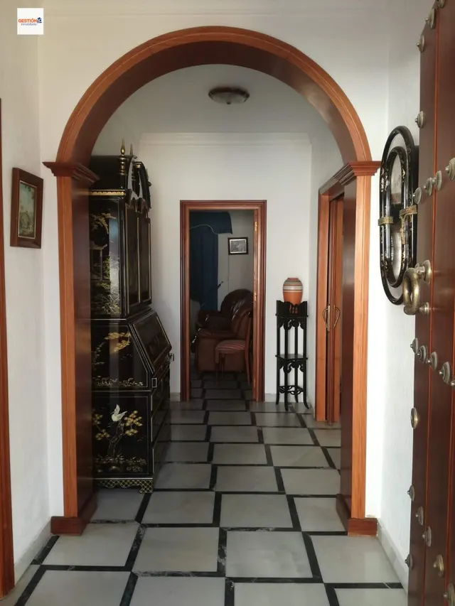 Casa independiente en parcela de 975 m2 con piscina — 14