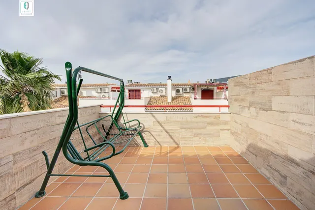 Exclusiva vivienda de 305 m2 construidos aprox junto al centro comercial nevada — 23