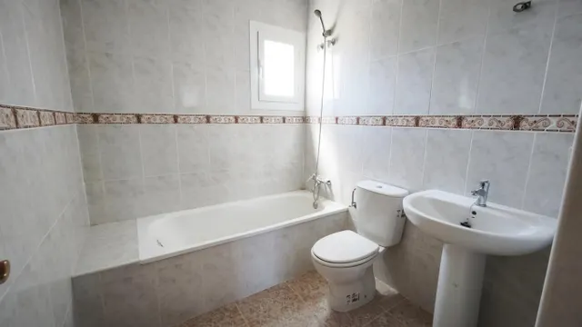BONITA CASA EN PLANTA BAJA CON PARCELA EN CAMPOSOL — 13