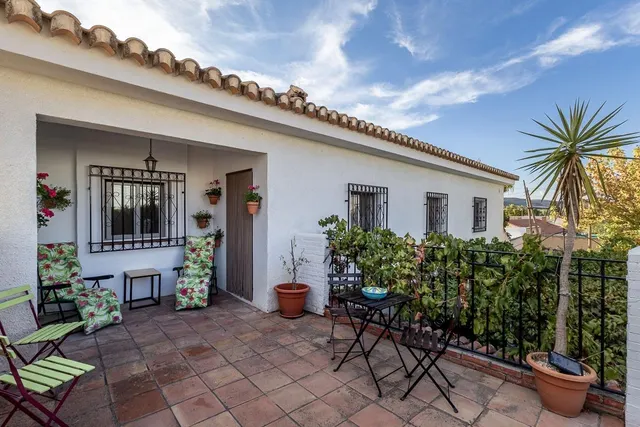 CASA DE PUEBLO REFORMADA CON PISCINA PRIVADA Y POTENCIAL DE ALQUILER Cacín, Granada – Cerca del embalse de Los Bermejales — 32