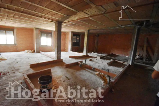 ¡OPORTUNIDAD DE INVERSIÓN! EXTERIOR Y ECONÓMICO PARA REFORMA - foto 2