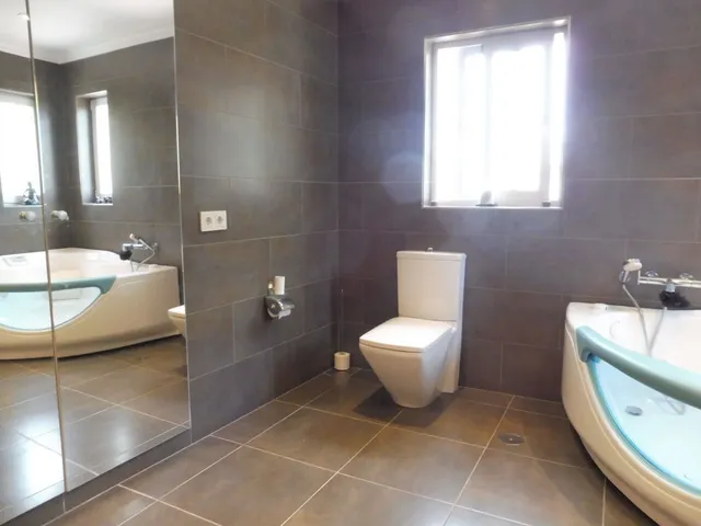 Villa de Lujo de 5 dormitorios en La Carihuela, Torremolinos — 13