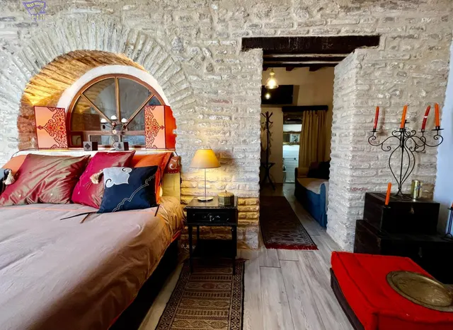SE VENDE 2 PROPIEDADES  EN EL CASCO ANTIGUO DE ARCOS — 32