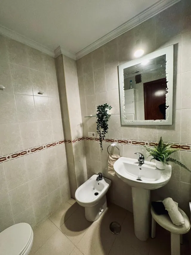VIVIENDA SITUADA EN CALLE GANADO. — 26