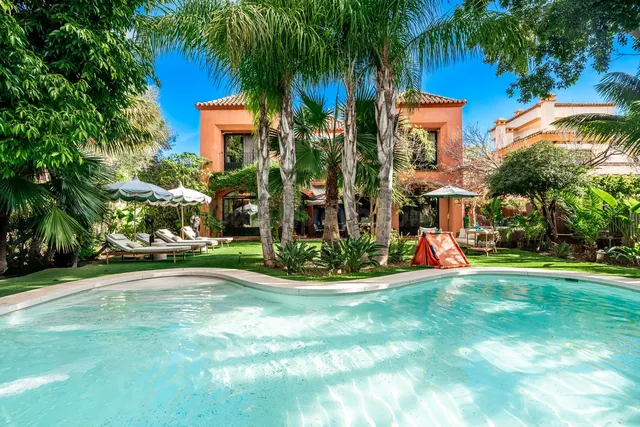 Villa 3 habitaciones 331m² en alquiler - Marbella - foto 3