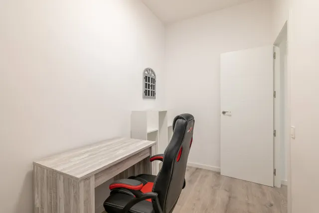PISO RECIEN ROFORMADO DE 4 HABTACIONES — 15