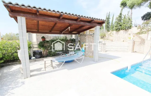 Preciosa y cómoda casa con mucho encanto de una sola planta  - foto 3