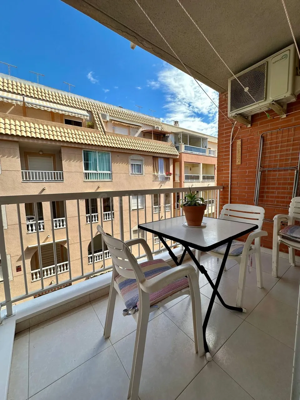 Piso a unos 350 metros de Playa del Cura en Torrevieja