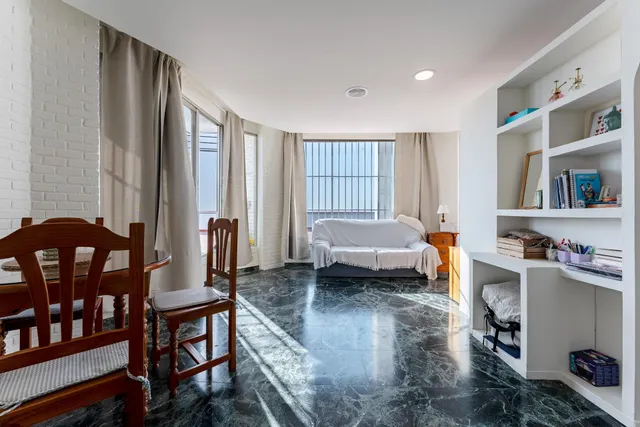 Atico 1 habitación con piscina Zona Carlos Haya — 16