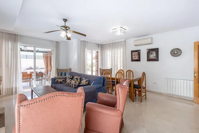 EXCLUSIVO CHALET INDIVIDUAL EN HUÉTOR VEGA — 9