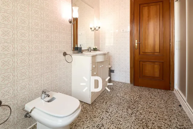 SE ALQUILA VIVIENDA EN VALENCIA — 32