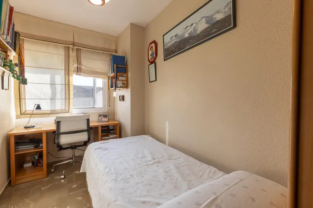 Amplio y luminoso piso de 3 dormitorios listo para entrar a vivir junto al metro de Albolote — 19