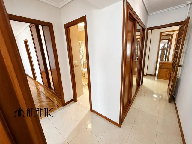 Piso 4 habitaciones 135m² en venta - Corte Inglés — 39