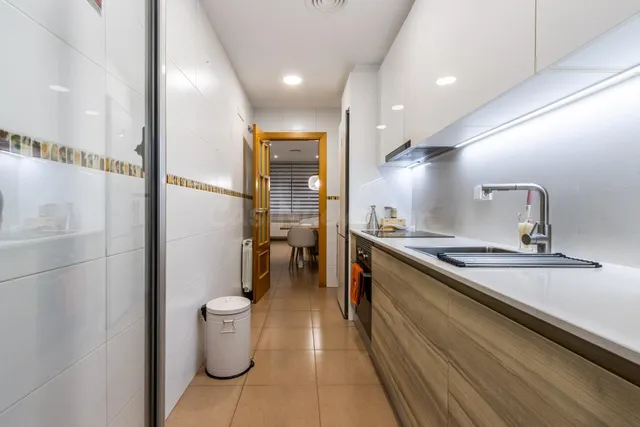 PLANTA BAJA SEMINUEVA JUNTO LA AVDA MATADEPERA - foto 4